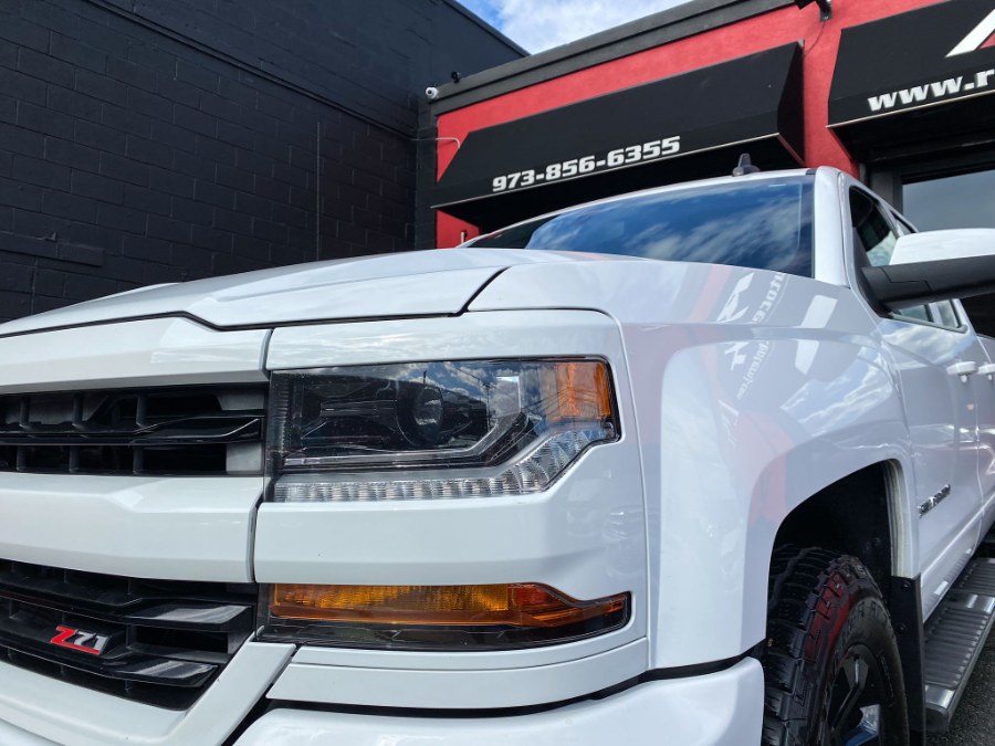 Used Chevrolet Silverado 1500 4WD Double Cab 143.5" LT w/2LT 2017 | RT Auto Center LLC. Newark, New Jersey Used Chevrolet Silverado 1500 4WD Double Cab 143.5" LT w/2LT 2017 | RT Auto Center LLC. Newark, New Jersey