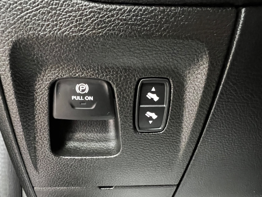 Used Ram 1500 Big Horn 4x4 Crew Cab 5''7" Box 2021 | Power Motors East. Massapequa Park, New York Used Ram 1500 Big Horn 4x4 Crew Cab 5''7" Box 2021 | Power Motors East. Massapequa Park, New York