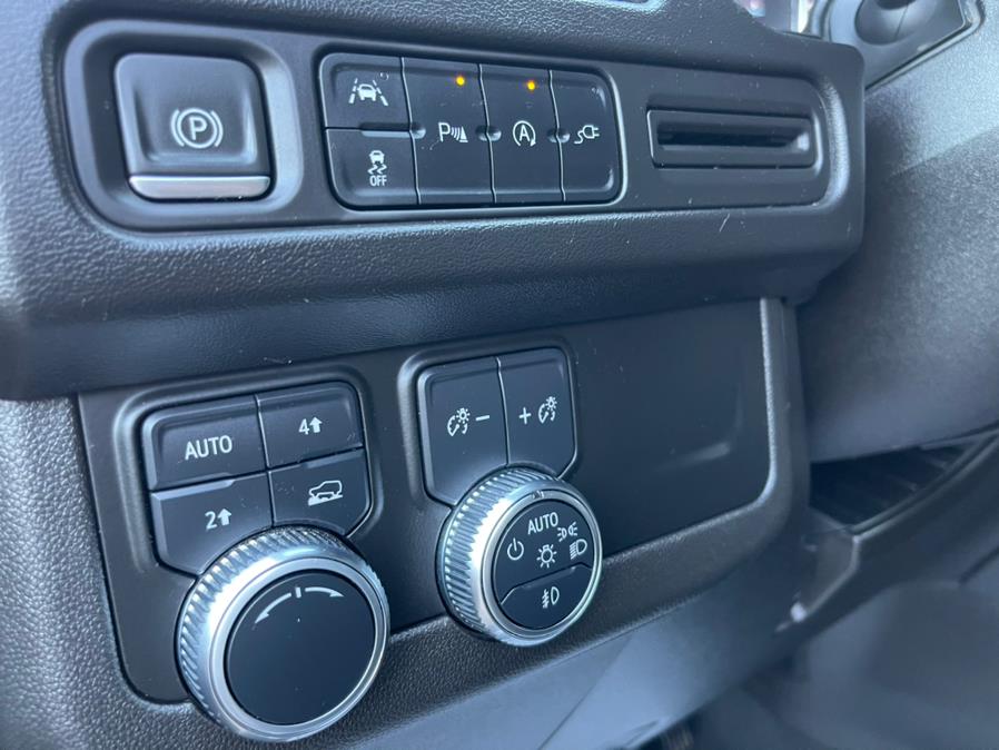 2021 GMC Yukon XL 4WD 4dr SLT, available for sale in Irvington , New Jersey | Auto Haus of Irvington Corp. Irvington , New Jersey 2021 GMC Yukon XL 4WD 4dr SLT, available for sale in Irvington , New Jersey | Auto Haus of Irvington Corp. Irvington , New Jersey
