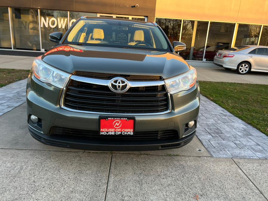 Used Toyota Highlander AWD 4dr V6 XLE (Natl) 2014 | House of Cars CT. Meriden, Connecticut