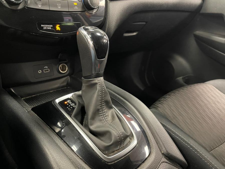 2019 Nissan Rogue AWD SL, available for sale in Inwood, New York | 5 Towns Drive. Inwood, New York 2019 Nissan Rogue AWD SL, available for sale in Inwood, New York | 5 Towns Drive. Inwood, New York