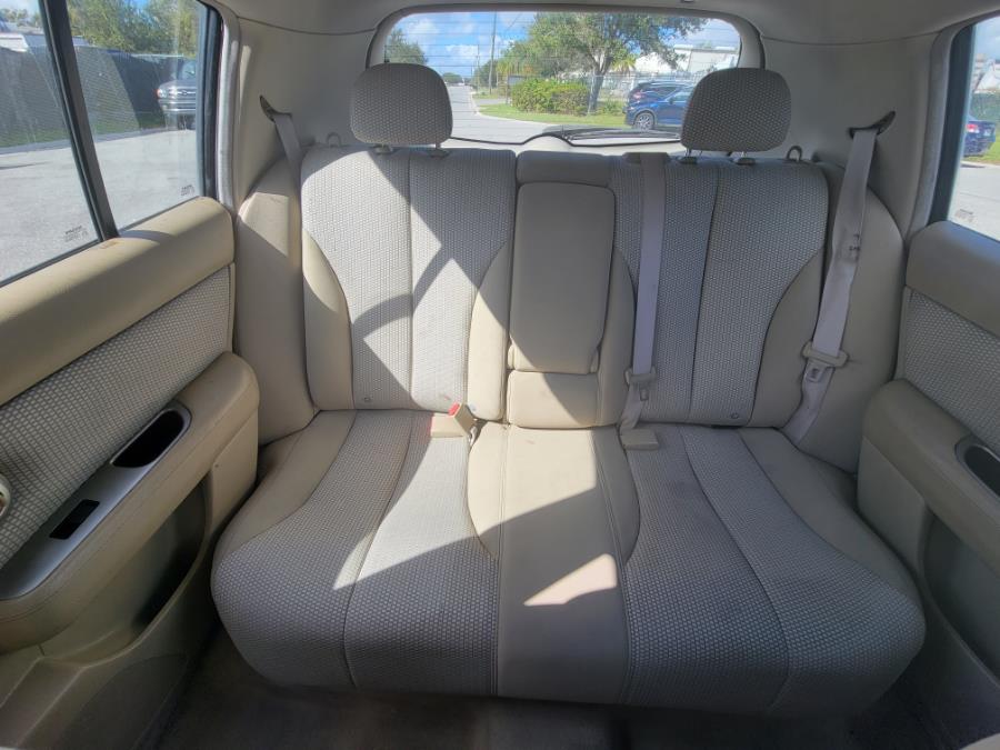 Used Nissan Versa 5dr HB I4 CVT 1.8 SL 2008 | Ideal Auto Sales & Repairs. Orlando, Florida Used Nissan Versa 5dr HB I4 CVT 1.8 SL 2008 | Ideal Auto Sales & Repairs. Orlando, Florida