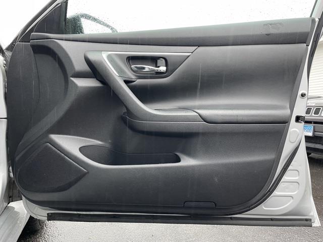 Used Nissan Altima 2.5 S 2017 | Blasius Federal Road. Brookfield, Connecticut Used Nissan Altima 2.5 S 2017 | Blasius Federal Road. Brookfield, Connecticut