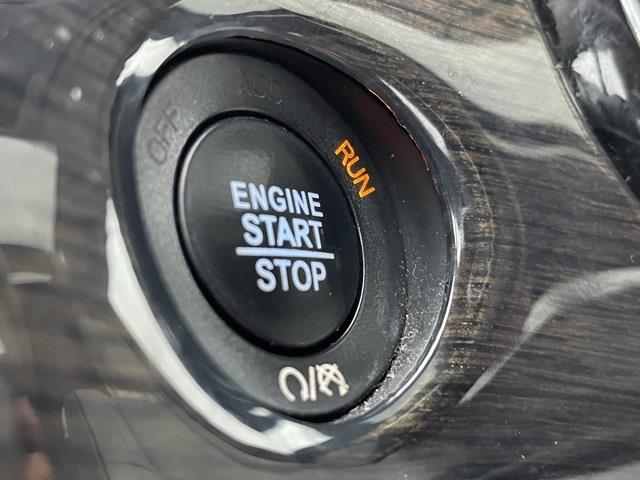Used Jeep Grand Cherokee Summit 2019 | Blasius Federal Road. Brookfield, Connecticut Used Jeep Grand Cherokee Summit 2019 | Blasius Federal Road. Brookfield, Connecticut