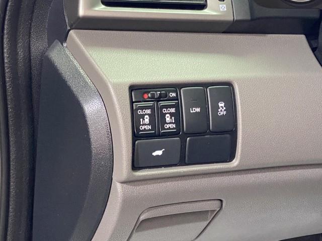 Used Honda Odyssey EX-L 2016 | Queens Auto Mall. Richmond Hill, New York Used Honda Odyssey EX-L 2016 | Queens Auto Mall. Richmond Hill, New York