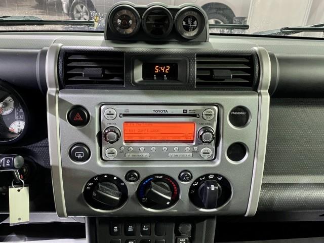 Used Toyota Fj Cruiser 2012 | Queens Auto Mall. Richmond Hill, New York Used Toyota Fj Cruiser 2012 | Queens Auto Mall. Richmond Hill, New York