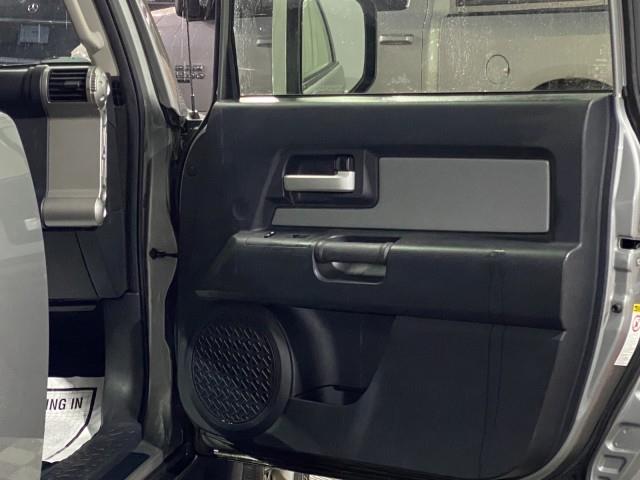 Used Toyota Fj Cruiser 2012 | Queens Auto Mall. Richmond Hill, New York Used Toyota Fj Cruiser 2012 | Queens Auto Mall. Richmond Hill, New York