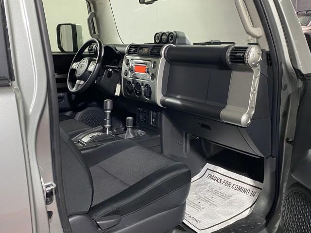 Used Toyota Fj Cruiser 2012 | Queens Auto Mall. Richmond Hill, New York Used Toyota Fj Cruiser 2012 | Queens Auto Mall. Richmond Hill, New York