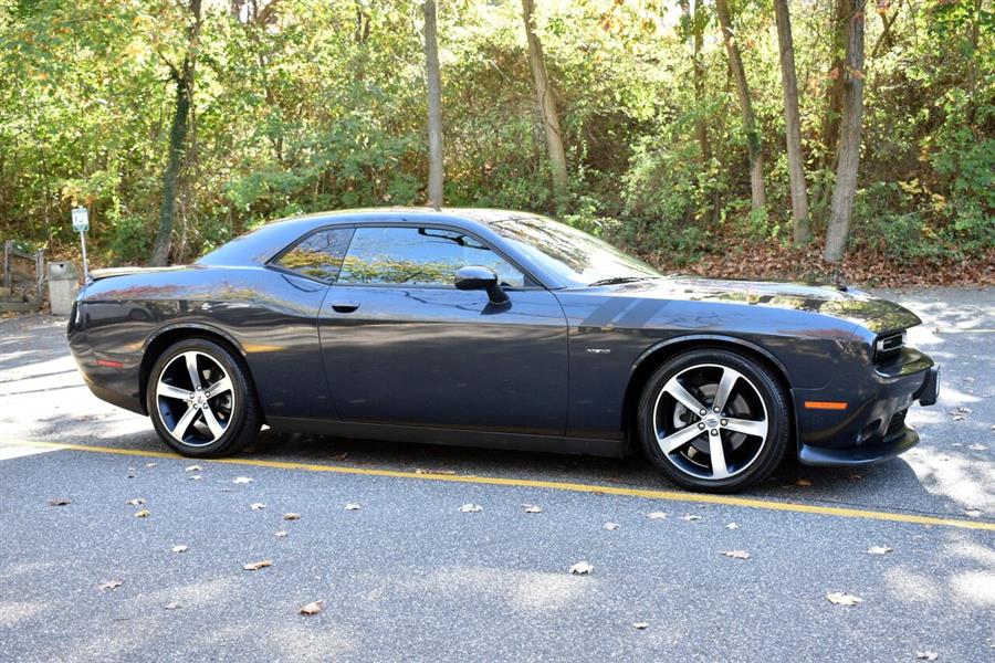 Used Dodge Challenger R/T 2dr Coupe 2019 | Camy Cars. Great Neck, New York Used Dodge Challenger R/T 2dr Coupe 2019 | Camy Cars. Great Neck, New York