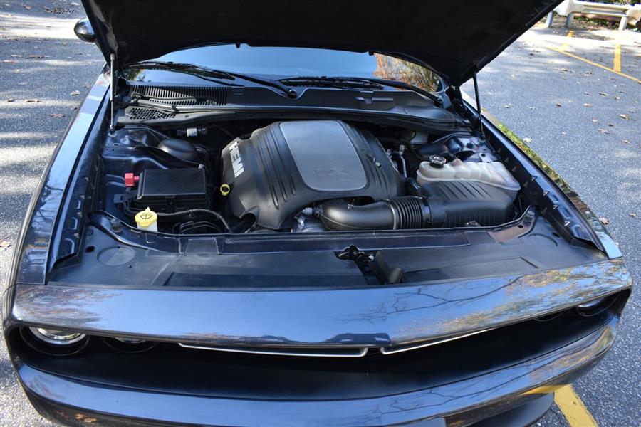 Used Dodge Challenger R/T 2dr Coupe 2019 | Camy Cars. Great Neck, New York Used Dodge Challenger R/T 2dr Coupe 2019 | Camy Cars. Great Neck, New York