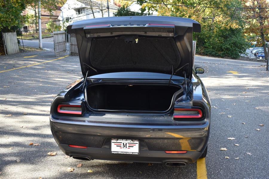 Used Dodge Challenger R/T 2dr Coupe 2019 | Camy Cars. Great Neck, New York Used Dodge Challenger R/T 2dr Coupe 2019 | Camy Cars. Great Neck, New York