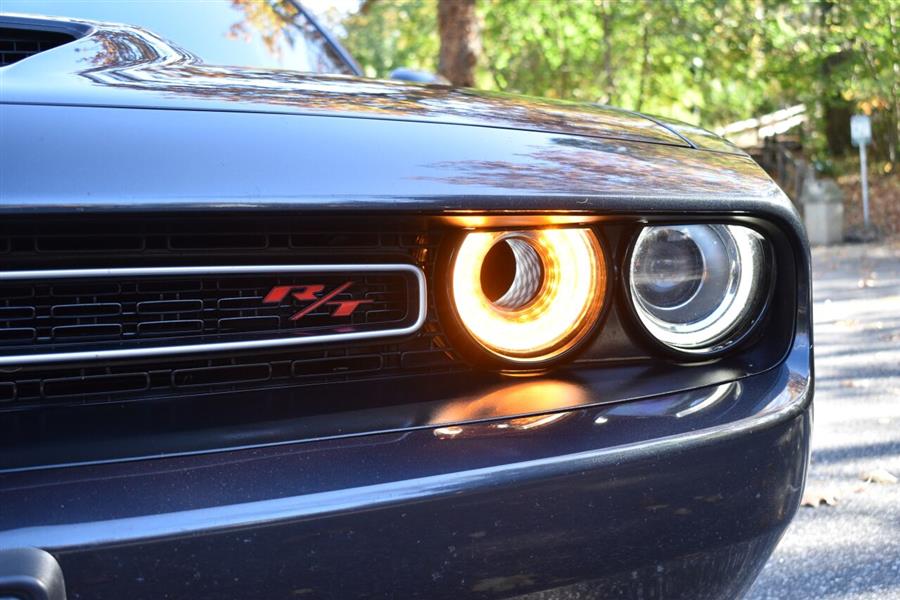 Used Dodge Challenger R/T 2dr Coupe 2019 | Camy Cars. Great Neck, New York Used Dodge Challenger R/T 2dr Coupe 2019 | Camy Cars. Great Neck, New York