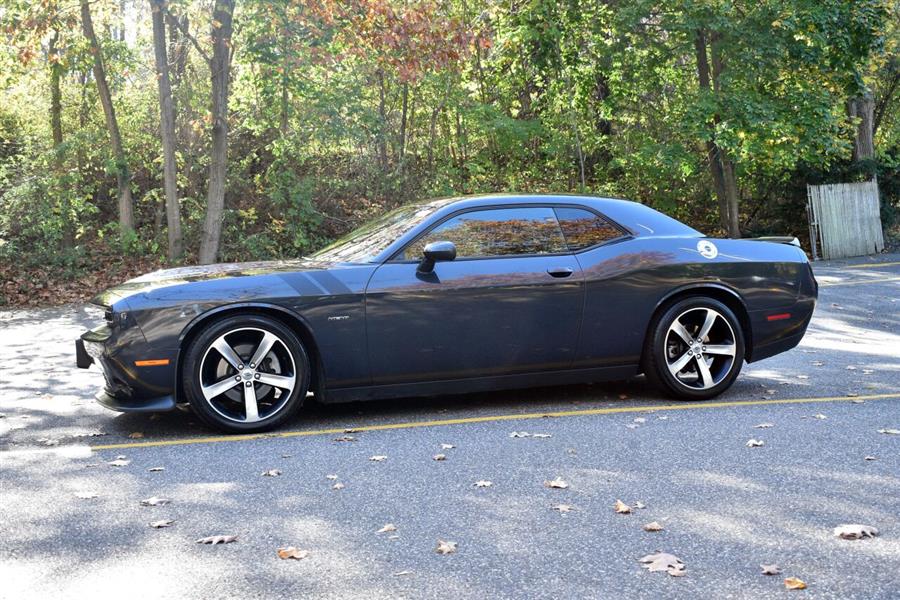 Used Dodge Challenger R/T 2dr Coupe 2019 | Camy Cars. Great Neck, New York Used Dodge Challenger R/T 2dr Coupe 2019 | Camy Cars. Great Neck, New York