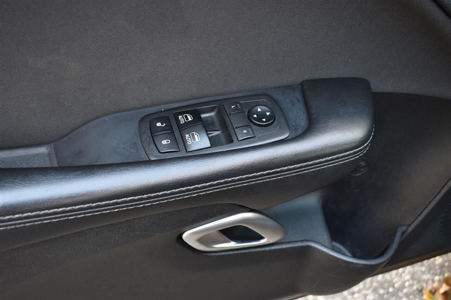 Used Dodge Challenger R/T 2dr Coupe 2019 | Camy Cars. Great Neck, New York Used Dodge Challenger R/T 2dr Coupe 2019 | Camy Cars. Great Neck, New York