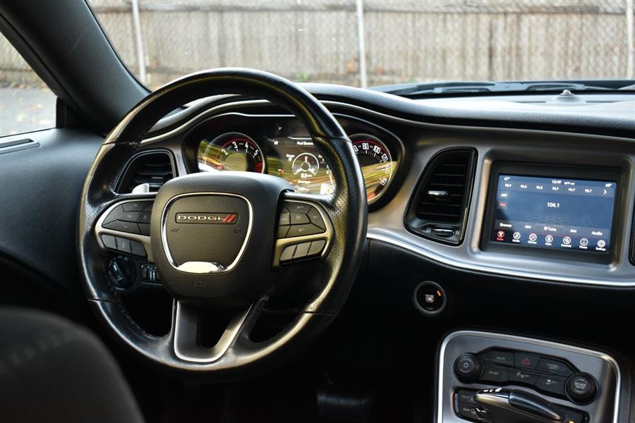 Used Dodge Challenger R/T 2dr Coupe 2019 | Camy Cars. Great Neck, New York Used Dodge Challenger R/T 2dr Coupe 2019 | Camy Cars. Great Neck, New York