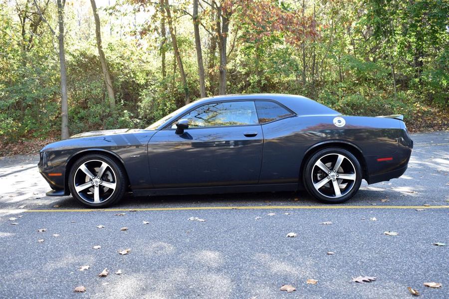 Used Dodge Challenger R/T 2dr Coupe 2019 | Camy Cars. Great Neck, New York Used Dodge Challenger R/T 2dr Coupe 2019 | Camy Cars. Great Neck, New York