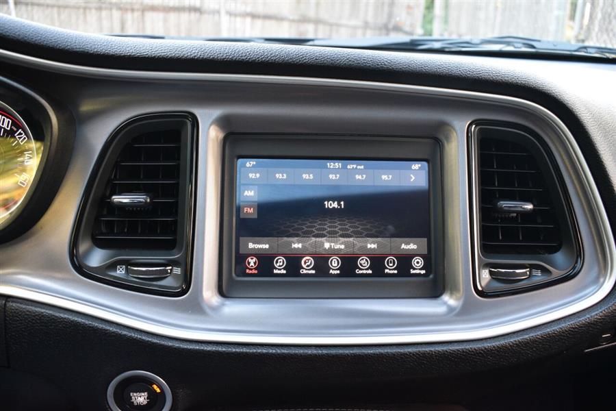 Used Dodge Challenger R/T 2dr Coupe 2019 | Camy Cars. Great Neck, New York Used Dodge Challenger R/T 2dr Coupe 2019 | Camy Cars. Great Neck, New York