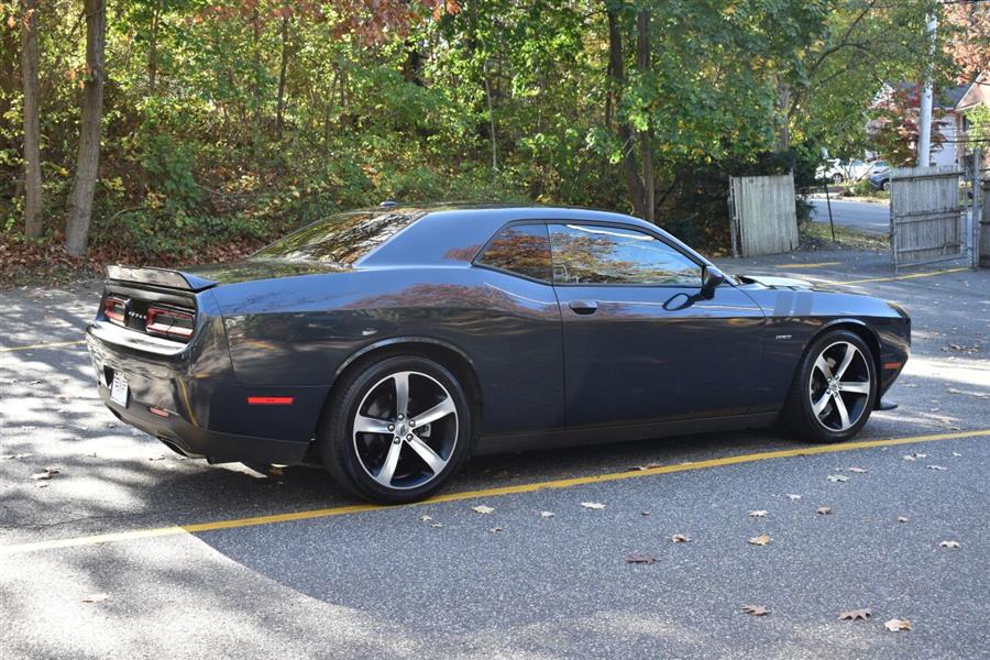 Used Dodge Challenger R/T 2dr Coupe 2019 | Camy Cars. Great Neck, New York Used Dodge Challenger R/T 2dr Coupe 2019 | Camy Cars. Great Neck, New York