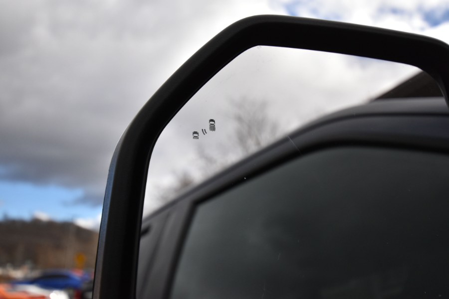 Used Ford Super Duty F-250 SRW XLT 4WD Crew Cab 6.75'' Box 2020 | Highline Car Connection. Waterbury, Connecticut Used Ford Super Duty F-250 SRW XLT 4WD Crew Cab 6.75'' Box 2020 | Highline Car Connection. Waterbury, Connecticut