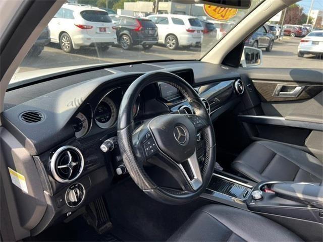 2014 Mercedes-benz Glk GLK 350, available for sale in Stratford, Connecticut | Wiz Leasing Inc. Stratford, Connecticut 2014 Mercedes-benz Glk GLK 350, available for sale in Stratford, Connecticut | Wiz Leasing Inc. Stratford, Connecticut