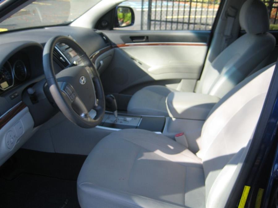 2011 Hyundai Veracruz GLS 4dr Crossover, available for sale in Massapequa, New York | Rite Choice Auto Inc.. Massapequa, New York 2011 Hyundai Veracruz GLS 4dr Crossover, available for sale in Massapequa, New York | Rite Choice Auto Inc.. Massapequa, New York