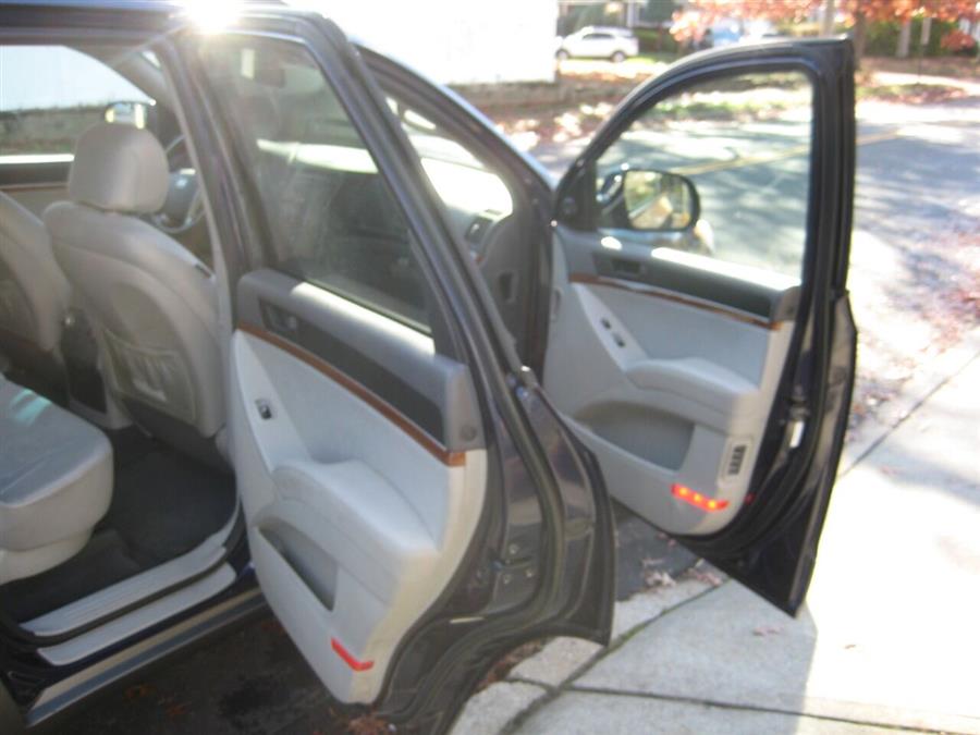2011 Hyundai Veracruz GLS 4dr Crossover, available for sale in Massapequa, New York | Rite Choice Auto Inc.. Massapequa, New York 2011 Hyundai Veracruz GLS 4dr Crossover, available for sale in Massapequa, New York | Rite Choice Auto Inc.. Massapequa, New York