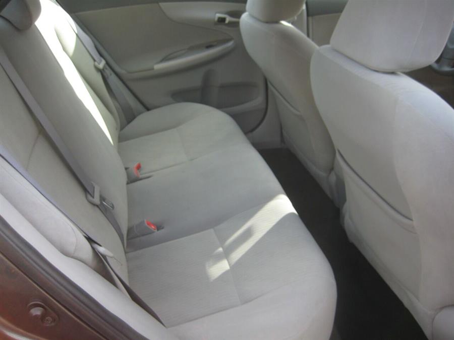 2010 Toyota Corolla LE 4dr Sedan 4A, available for sale in Massapequa, New York | Rite Choice Auto Inc.. Massapequa, New York 2010 Toyota Corolla LE 4dr Sedan 4A, available for sale in Massapequa, New York | Rite Choice Auto Inc.. Massapequa, New York
