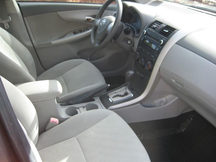 2010 Toyota Corolla LE 4dr Sedan 4A, available for sale in Massapequa, New York | Rite Choice Auto Inc.. Massapequa, New York 2010 Toyota Corolla LE 4dr Sedan 4A, available for sale in Massapequa, New York | Rite Choice Auto Inc.. Massapequa, New York