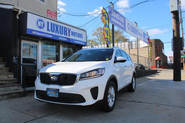 Used Kia Sorento LX 2019 | NY Luxury Motors. Elmont, New York Used Kia Sorento LX 2019 | NY Luxury Motors. Elmont, New York