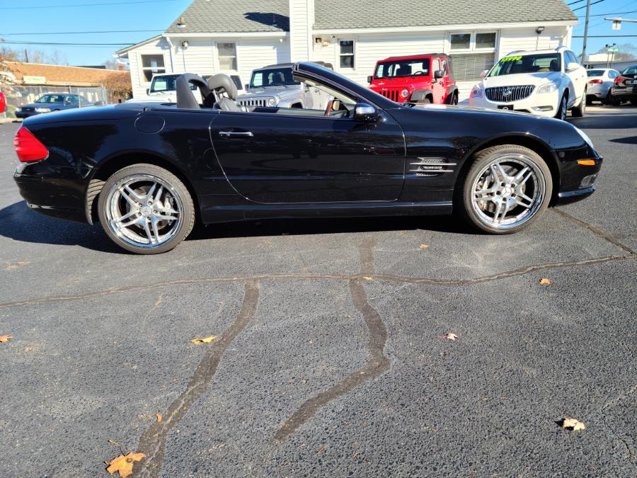2005 Mercedes-Benz SL-Class 2dr Roadster 5.5L, available for sale in Milford, Connecticut | Chip's Auto Sales Inc. Milford, Connecticut 2005 Mercedes-Benz SL-Class 2dr Roadster 5.5L, available for sale in Milford, Connecticut | Chip's Auto Sales Inc. Milford, Connecticut