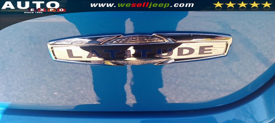 2022 Jeep Compass Latitude 4x4, available for sale in Huntington, New York | Auto Expo. Huntington, New York 2022 Jeep Compass Latitude 4x4, available for sale in Huntington, New York | Auto Expo. Huntington, New York
