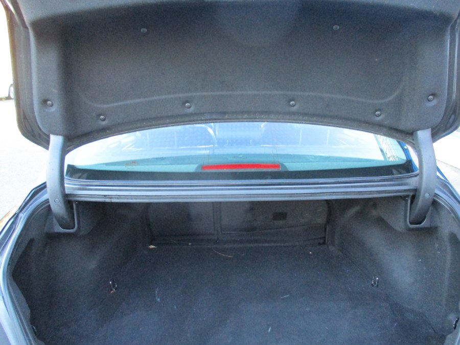 2011 Hyundai Azera Limited, available for sale in Meriden, Connecticut | Cos Central Auto. Meriden, Connecticut 2011 Hyundai Azera Limited, available for sale in Meriden, Connecticut | Cos Central Auto. Meriden, Connecticut