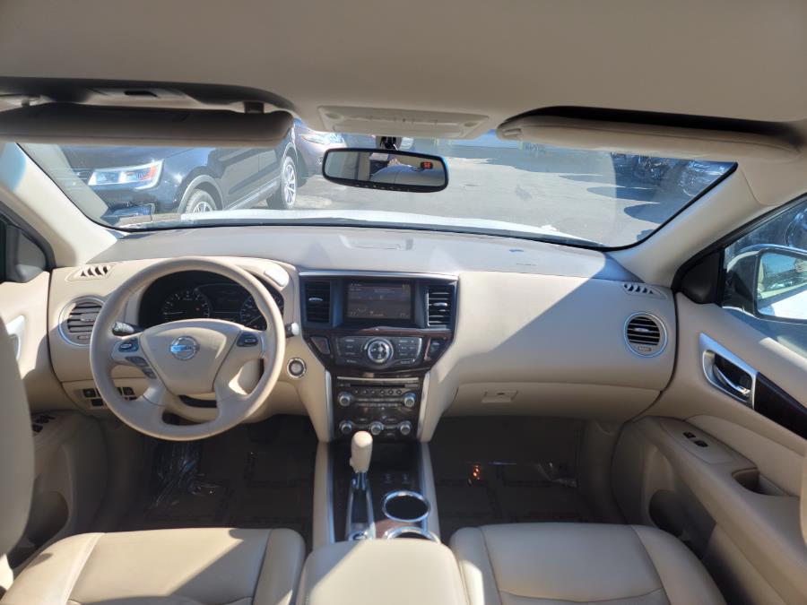 2014 Nissan Pathfinder 4WD 4dr S, available for sale in Philadelphia, Pennsylvania | Eugen's Auto Sales & Repairs. Philadelphia, Pennsylvania 2014 Nissan Pathfinder 4WD 4dr S, available for sale in Philadelphia, Pennsylvania | Eugen's Auto Sales & Repairs. Philadelphia, Pennsylvania