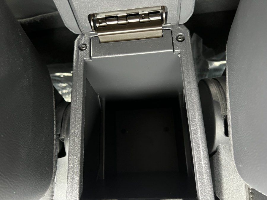 2016 Jeep Compass 4WD 4dr High Altitude Edition, available for sale in Bristol, Connecticut | Bristol Auto Center LLC. Bristol, Connecticut 2016 Jeep Compass 4WD 4dr High Altitude Edition, available for sale in Bristol, Connecticut | Bristol Auto Center LLC. Bristol, Connecticut