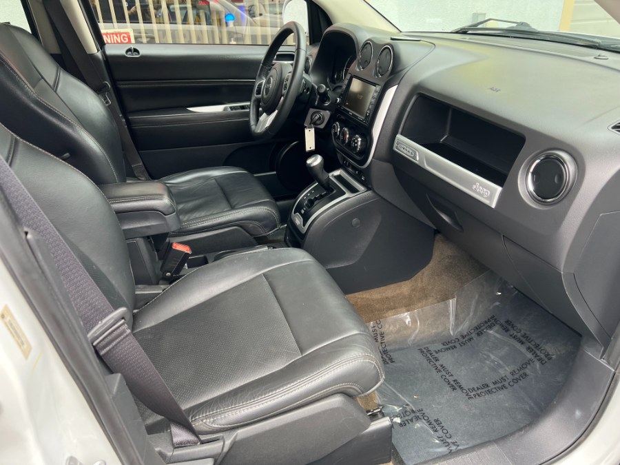 2016 Jeep Compass 4WD 4dr High Altitude Edition, available for sale in Bristol, Connecticut | Bristol Auto Center LLC. Bristol, Connecticut 2016 Jeep Compass 4WD 4dr High Altitude Edition, available for sale in Bristol, Connecticut | Bristol Auto Center LLC. Bristol, Connecticut