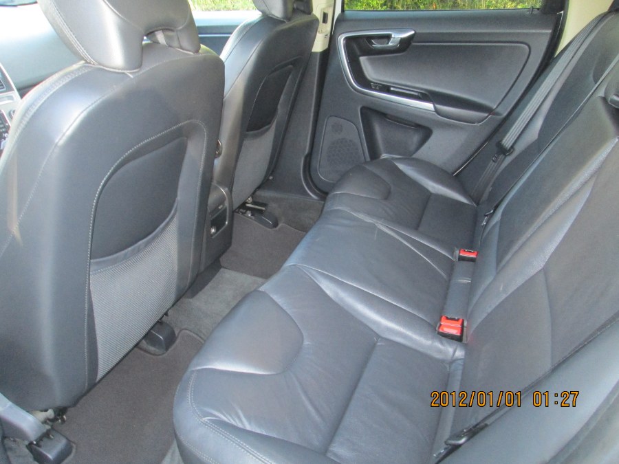 2013 Volvo XC60 FWD 4dr 3.2L PZEV, available for sale in Massapequa, New York | South Shore Auto Brokers & Sales. Massapequa, New York 2013 Volvo XC60 FWD 4dr 3.2L PZEV, available for sale in Massapequa, New York | South Shore Auto Brokers & Sales. Massapequa, New York
