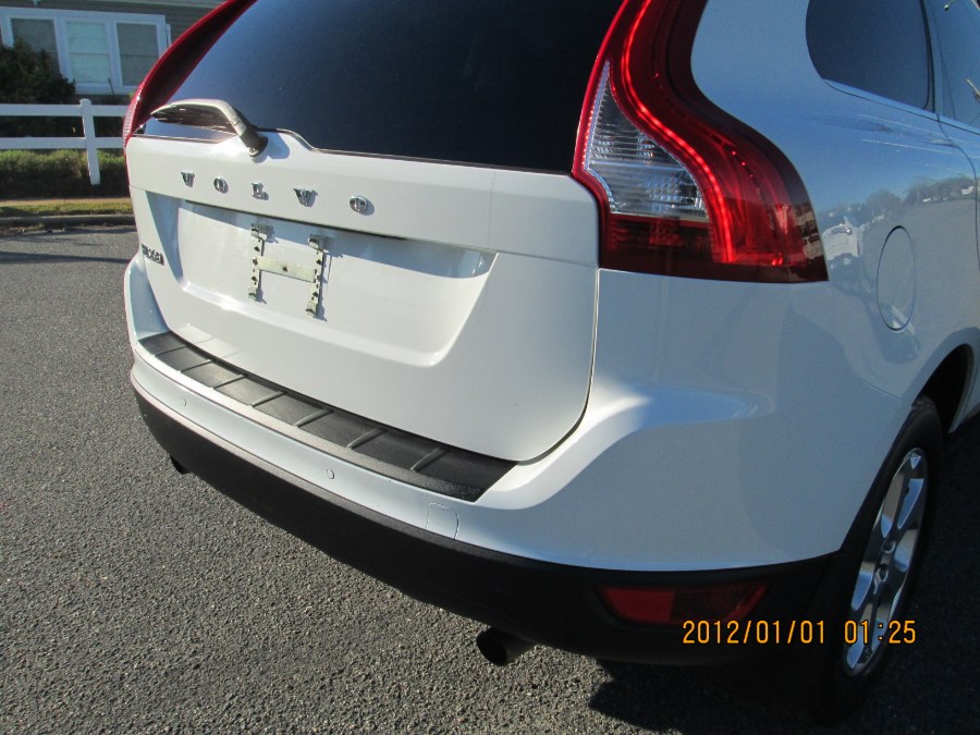 2013 Volvo XC60 FWD 4dr 3.2L PZEV, available for sale in Massapequa, New York | South Shore Auto Brokers & Sales. Massapequa, New York 2013 Volvo XC60 FWD 4dr 3.2L PZEV, available for sale in Massapequa, New York | South Shore Auto Brokers & Sales. Massapequa, New York