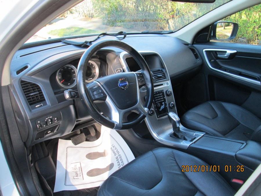2013 Volvo XC60 FWD 4dr 3.2L PZEV, available for sale in Massapequa, New York | South Shore Auto Brokers & Sales. Massapequa, New York 2013 Volvo XC60 FWD 4dr 3.2L PZEV, available for sale in Massapequa, New York | South Shore Auto Brokers & Sales. Massapequa, New York