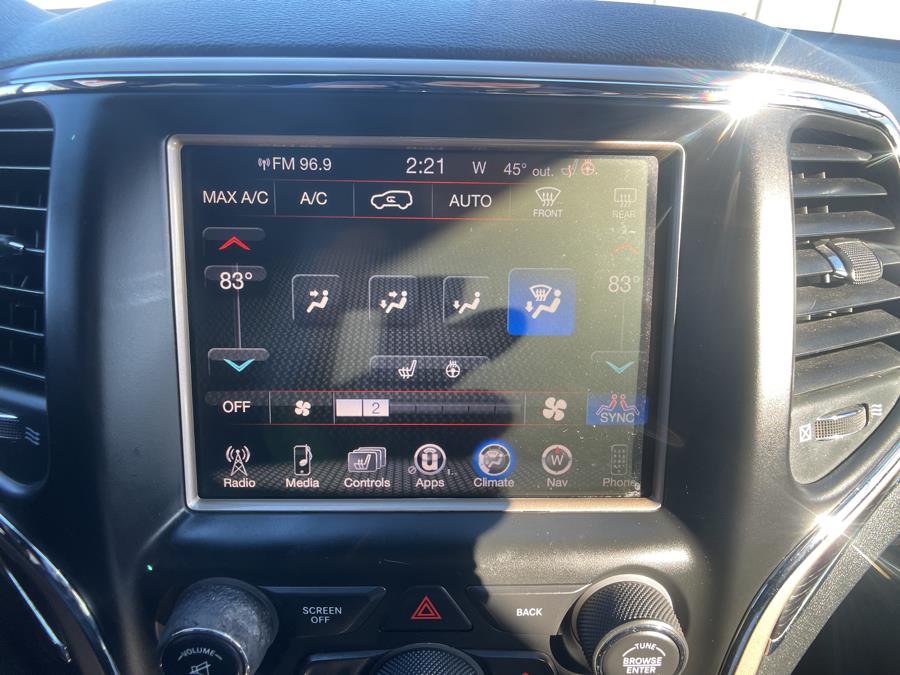 2016 Jeep Grand Cherokee Limited, available for sale in Waterbury, Connecticut | Prestige Auto Superstore. Waterbury, Connecticut 2016 Jeep Grand Cherokee Limited, available for sale in Waterbury, Connecticut | Prestige Auto Superstore. Waterbury, Connecticut