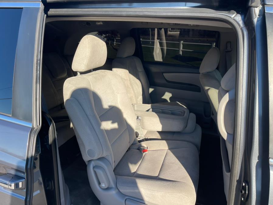 2011 Honda Odyssey 5dr EX, available for sale in South Windsor, Connecticut | Mike And Tony Auto Sales, Inc. South Windsor, Connecticut 2011 Honda Odyssey 5dr EX, available for sale in South Windsor, Connecticut | Mike And Tony Auto Sales, Inc. South Windsor, Connecticut