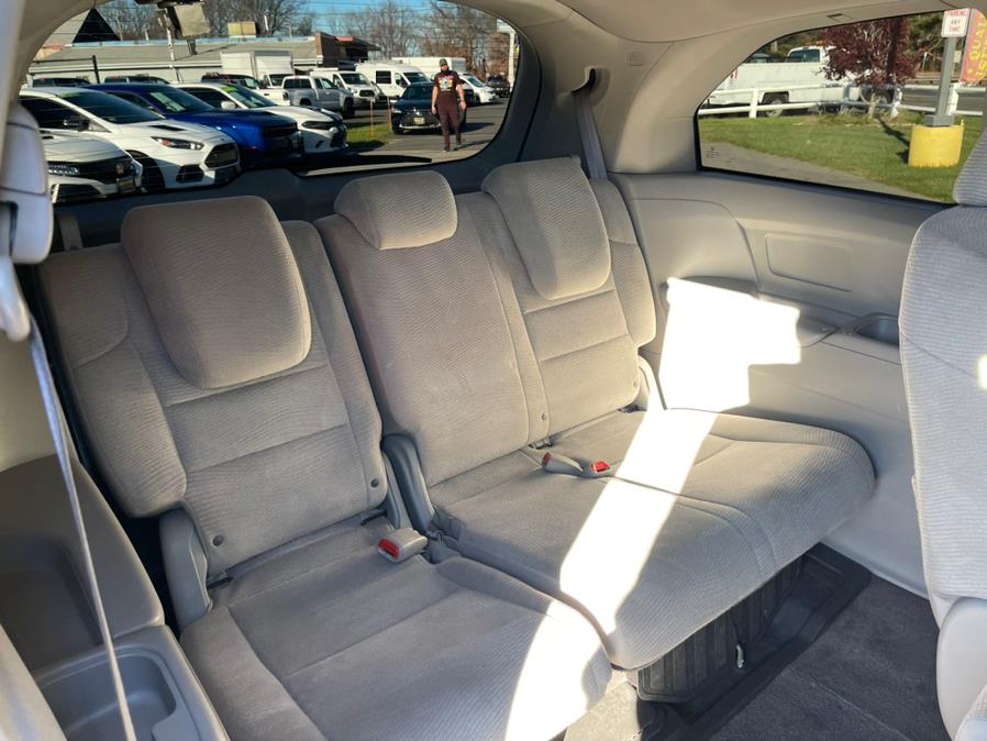 2011 Honda Odyssey 5dr EX, available for sale in South Windsor, Connecticut | Mike And Tony Auto Sales, Inc. South Windsor, Connecticut 2011 Honda Odyssey 5dr EX, available for sale in South Windsor, Connecticut | Mike And Tony Auto Sales, Inc. South Windsor, Connecticut