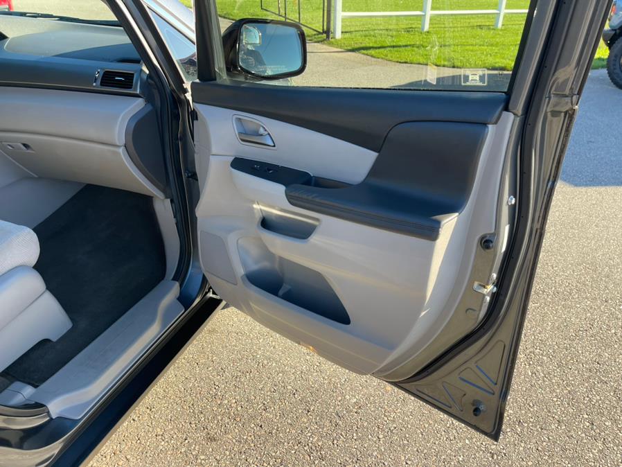 2011 Honda Odyssey 5dr EX, available for sale in South Windsor, Connecticut | Mike And Tony Auto Sales, Inc. South Windsor, Connecticut 2011 Honda Odyssey 5dr EX, available for sale in South Windsor, Connecticut | Mike And Tony Auto Sales, Inc. South Windsor, Connecticut