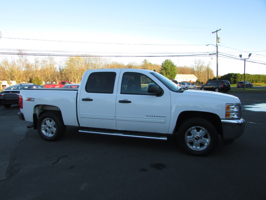 2013 Chevrolet Silverado 1500 4WD Crew Cab 143.5" LT, available for sale in East Windsor, Connecticut | United Auto Sales of E Windsor, Inc. East Windsor, Connecticut 2013 Chevrolet Silverado 1500 4WD Crew Cab 143.5" LT, available for sale in East Windsor, Connecticut | United Auto Sales of E Windsor, Inc. East Windsor, Connecticut