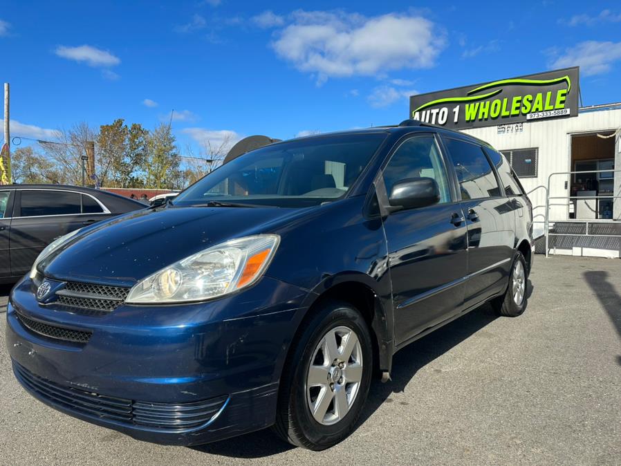 Toyota Sienna 2005 in Paterson, Totowa, Hawthorne, Glen Rock NJ