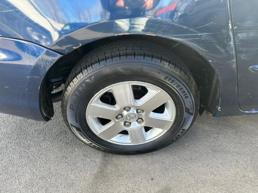 Toyota Sienna 2005 in Paterson, Totowa, Hawthorne, Glen Rock NJ