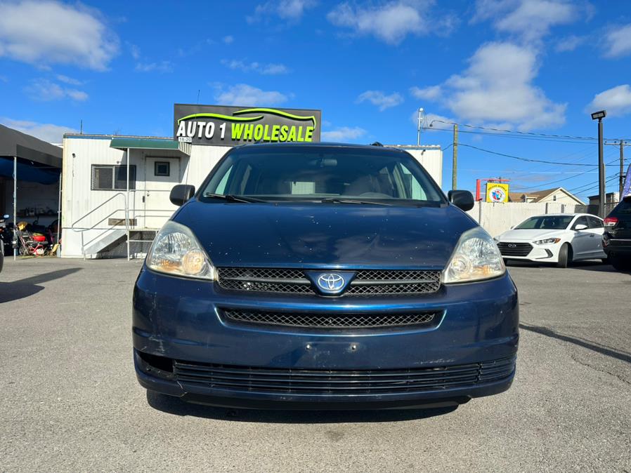 Toyota Sienna 2005 in Paterson, Totowa, Hawthorne, Glen Rock NJ