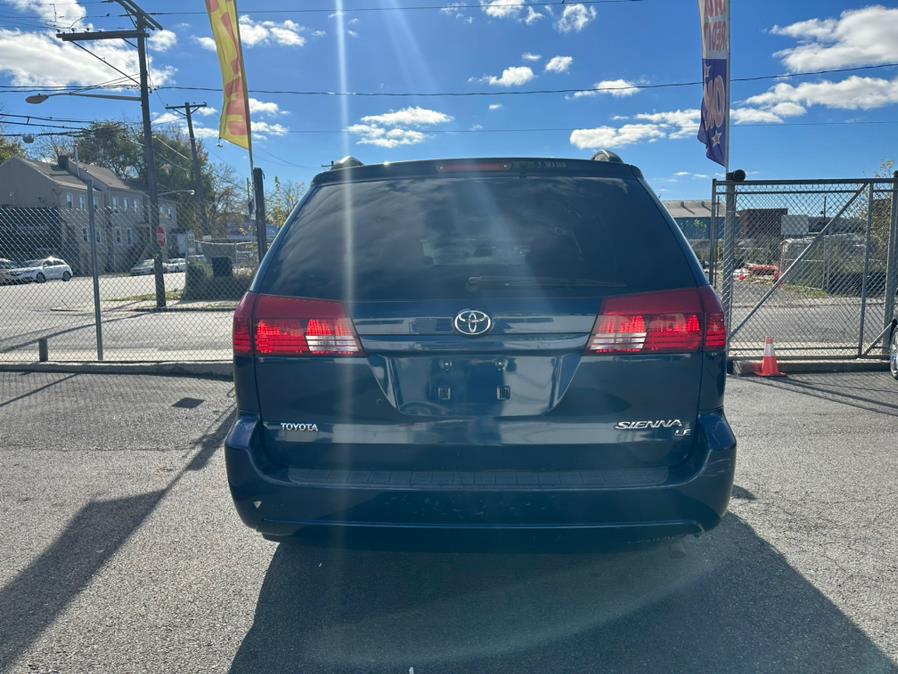 Toyota Sienna 2005 in Paterson, Totowa, Hawthorne, Glen Rock NJ