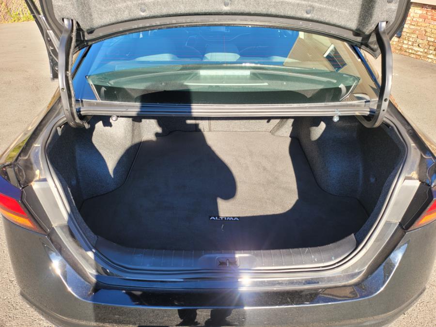 2021 Nissan Altima 2.5 S Sedan, available for sale in Irvington, New Jersey | Elis Motors Corp. Irvington, New Jersey 2021 Nissan Altima 2.5 S Sedan, available for sale in Irvington, New Jersey | Elis Motors Corp. Irvington, New Jersey
