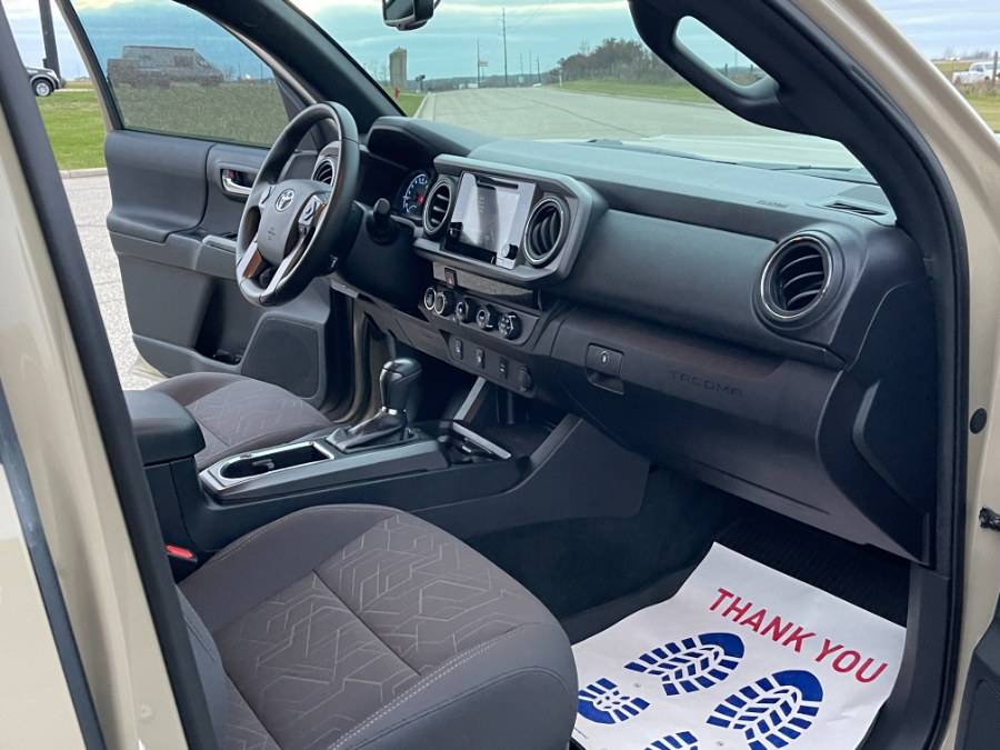 Used Toyota Tacoma 4WD Double Cab V6 MT TRD Sport (Natl) 2016 | Geneva Motor Cars. Darien, Wisconsin Used Toyota Tacoma 4WD Double Cab V6 MT TRD Sport (Natl) 2016 | Geneva Motor Cars. Darien, Wisconsin