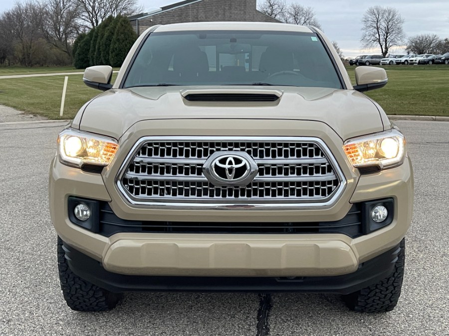 Used Toyota Tacoma 4WD Double Cab V6 MT TRD Sport (Natl) 2016 | Geneva Motor Cars. Darien, Wisconsin Used Toyota Tacoma 4WD Double Cab V6 MT TRD Sport (Natl) 2016 | Geneva Motor Cars. Darien, Wisconsin